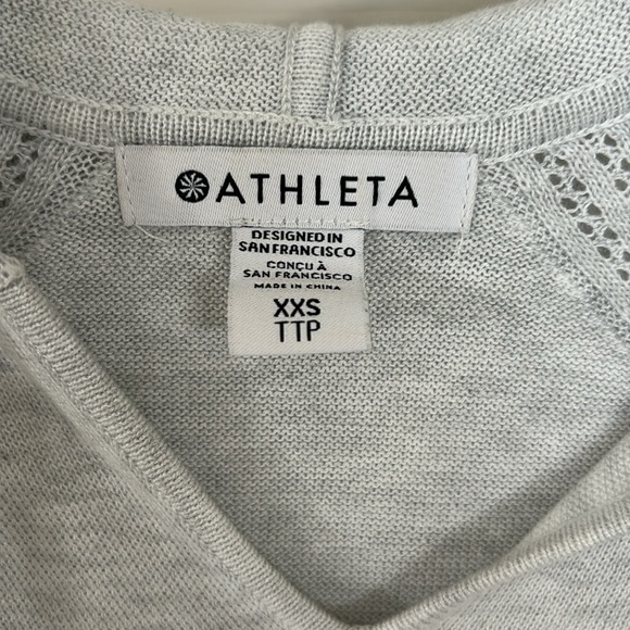 Athleta hooded sweater EUC! - Picture 2 of 7